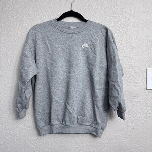 Nike Women’s Gray Crew Neck 3/4 Sweater - Size M